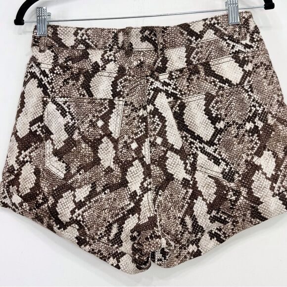 H&M Brown Cream Snakeskin Print High Rise Stretch Cotton Denim Bootie Shorts - Picture 9 of 13